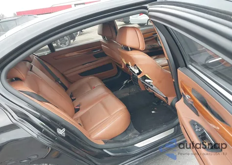 2013 BMW 750Li z USA, uszkodzony, nr VIN WBAYE8C52DD131825
